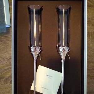 Vera Wang Love Knots